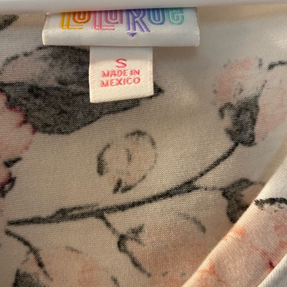 πΉBNWOT Lularoe Iris size small πΉ - Picture 2 of 2